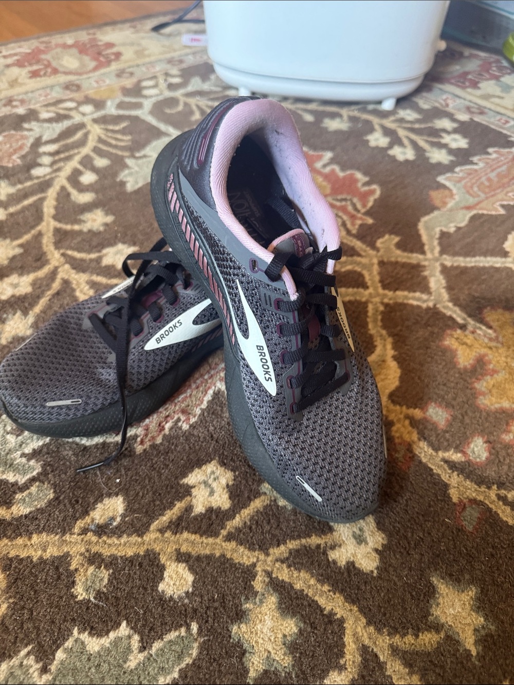 Brooks Gray Running Shoes with Pink Lining 9